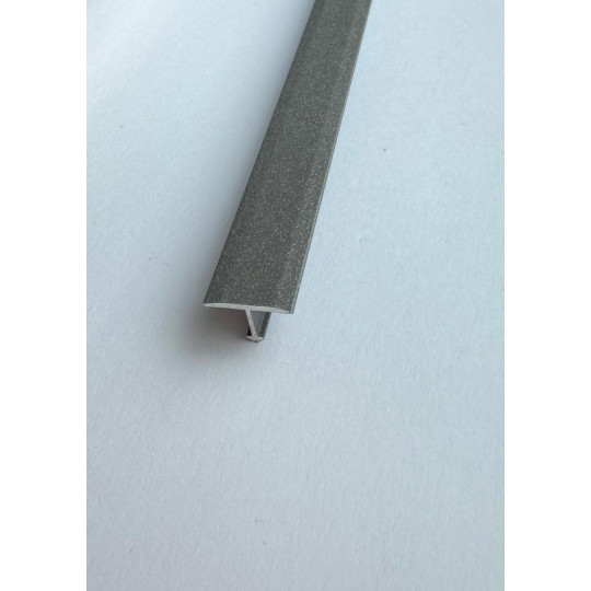 T-profils 2,7m/14*9/antracīts T-profils 2,7m/14*9/antracīts