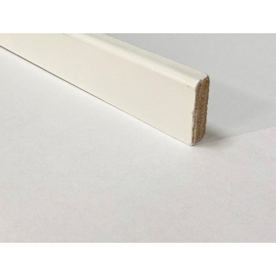 Koka grīdlīste 3,0m/8*27/balta PO0827MA_R330V Koka grīdlīste 3,0m/8*27/balta PO0827MA_R330V