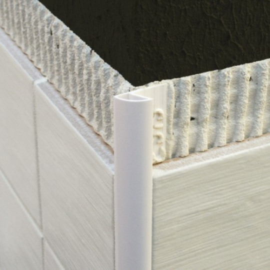 Flīžu ārējais profils PVC 8mm 2.5m