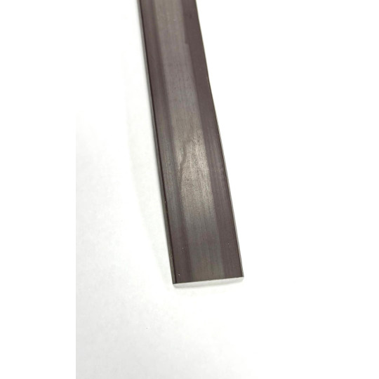 Ieliktnis kāpņu profilam 2,6m/20*4/brūns NCH385.80 NCH525.80 Ieliktnis kāpņu profilam 2,6m/20*4/brūns NCH385.80 NCH525.80