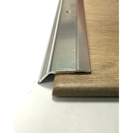 Grīdas profils 2,5m/30*8/spīdīds sudrabs Grīdas profils 2,5m/30*8/spīdīds sudrabs